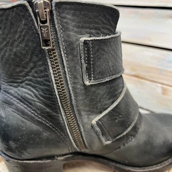 Frye Sabrina Engineer Moto Boots Black Leather Buckle USA Vintage 7M - Picture 5 of 11